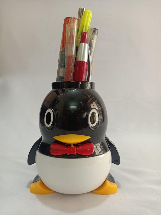 Penguine Design Pen Stand